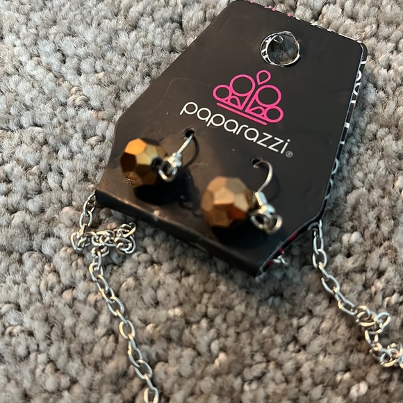 Set of 3 Paparazzi earring and necklace sets. - Picture 6 of 7